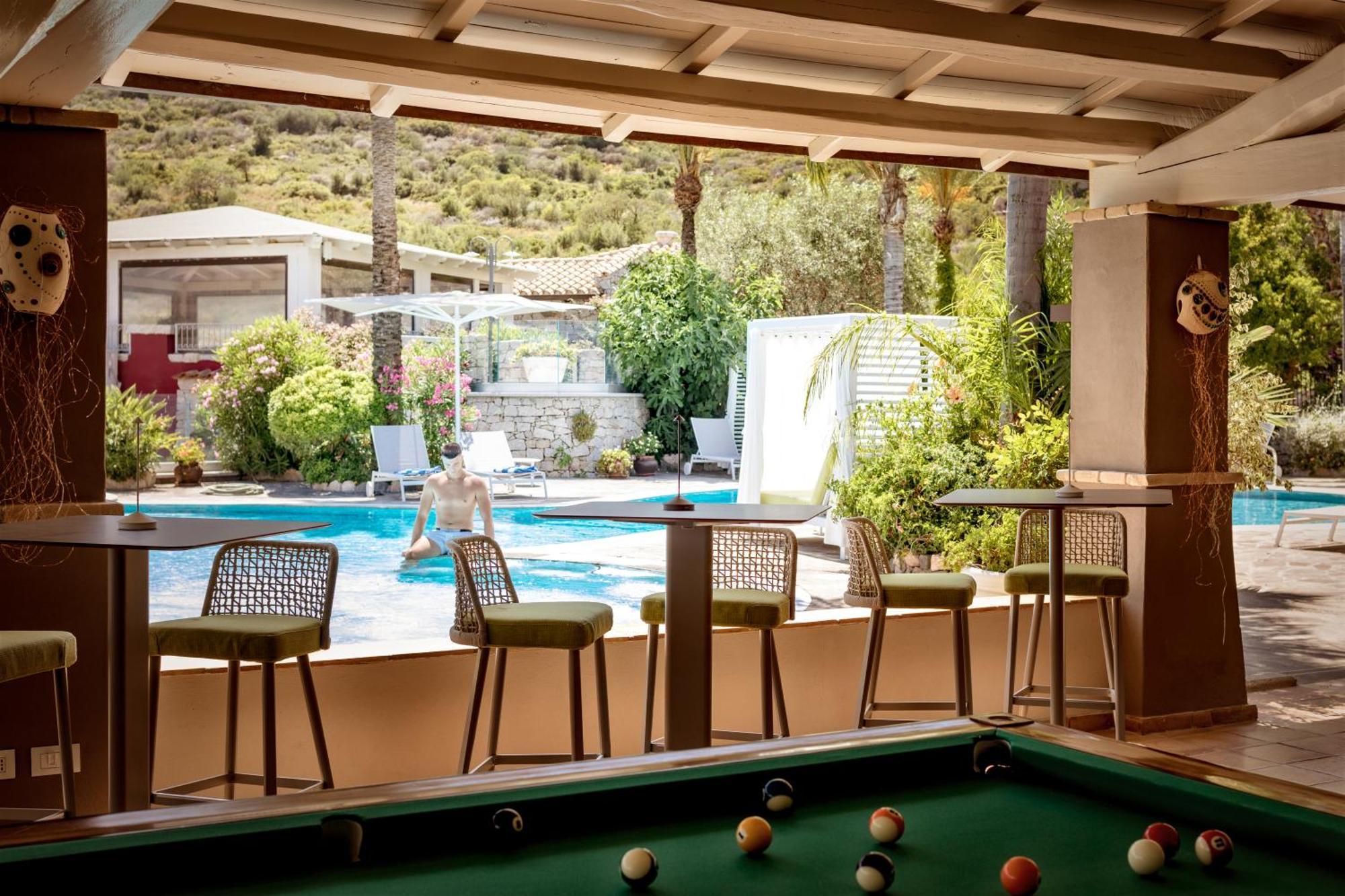 Cruccuris Resort - Adults Only Villasimius Kültér fotó
